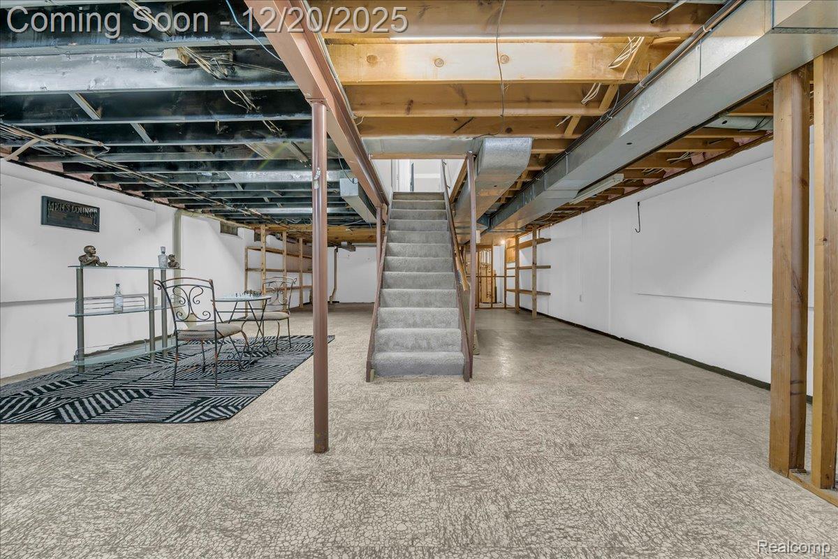 518 Charing Cross Drive