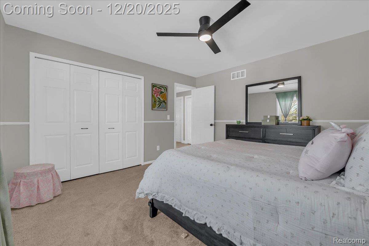 518 Charing Cross Drive