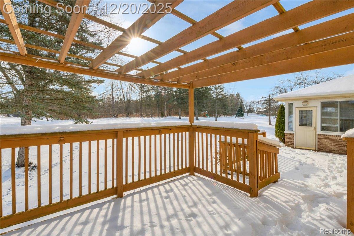 518 Charing Cross Drive