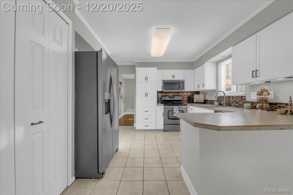 518 Charing Cross Drive