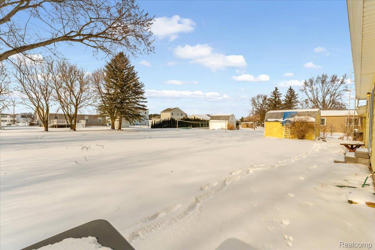 3122 Eastgate Street