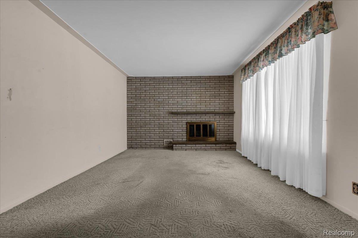 3122 Eastgate Street