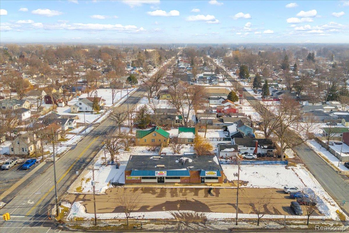 4277 S Saginaw Street