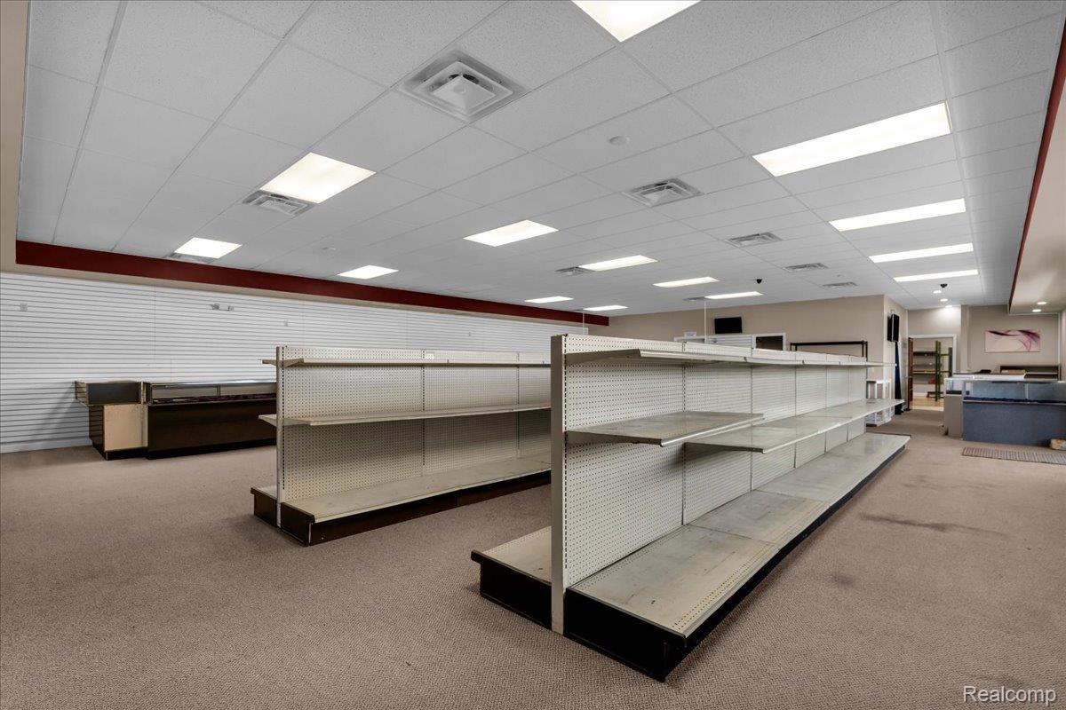 4277 S Saginaw Street