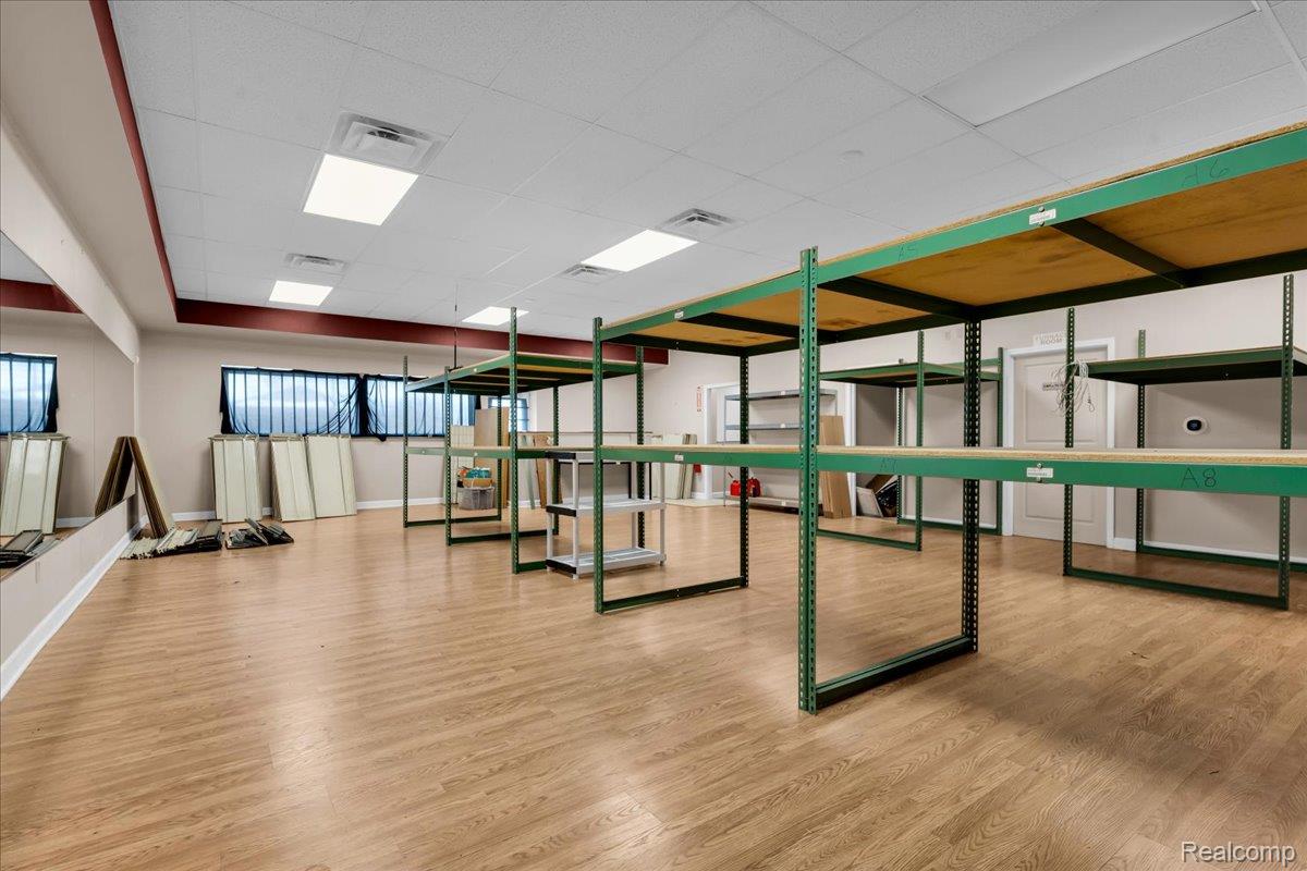 4277 S Saginaw Street