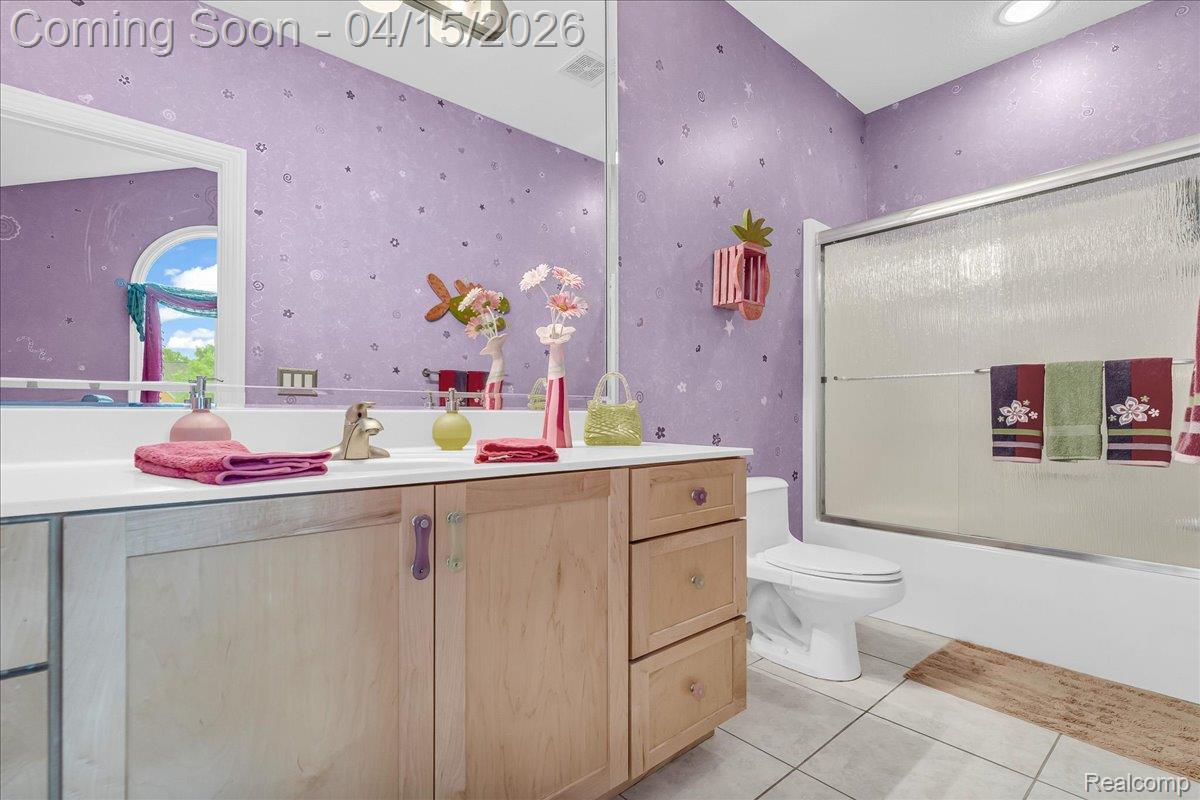 550 Kings Fairway Court