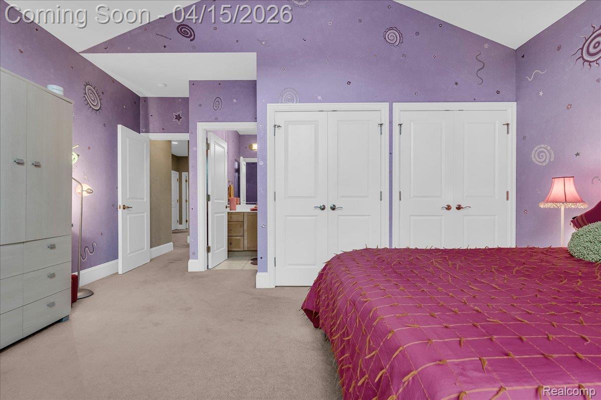 550 Kings Fairway Court