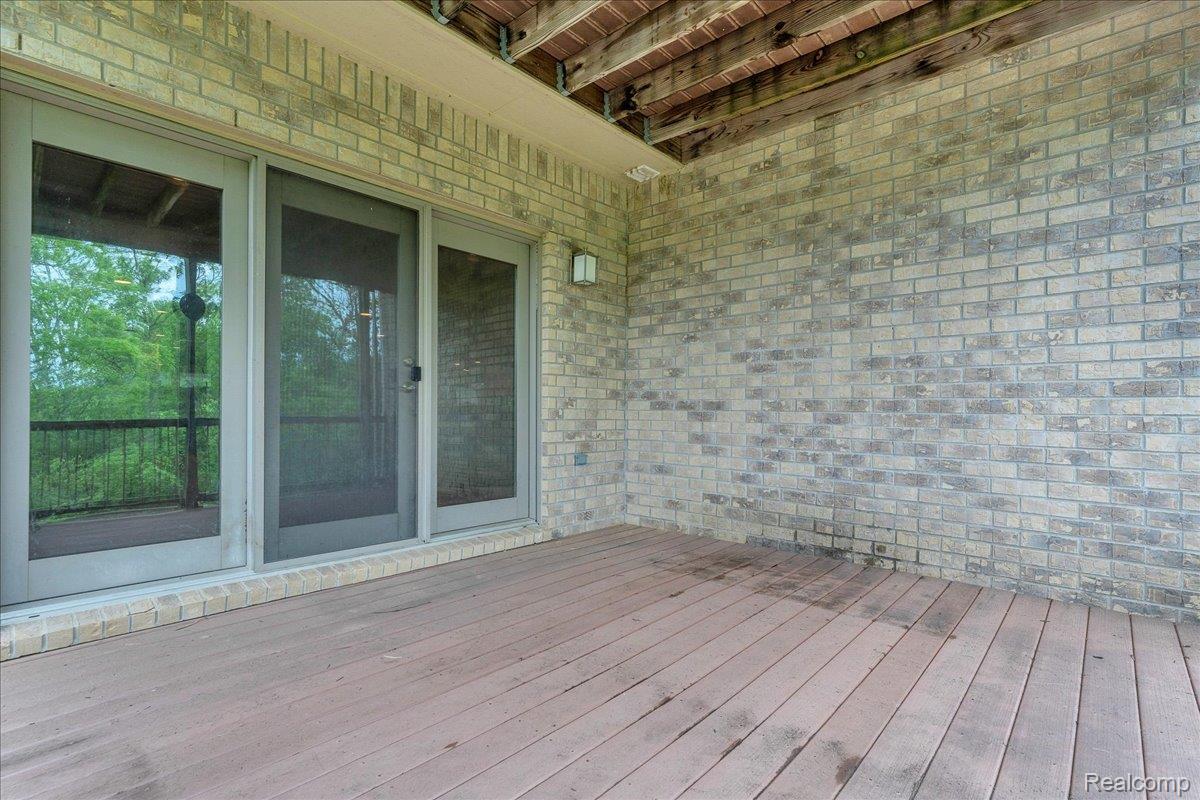 550 Kings Fairway Court