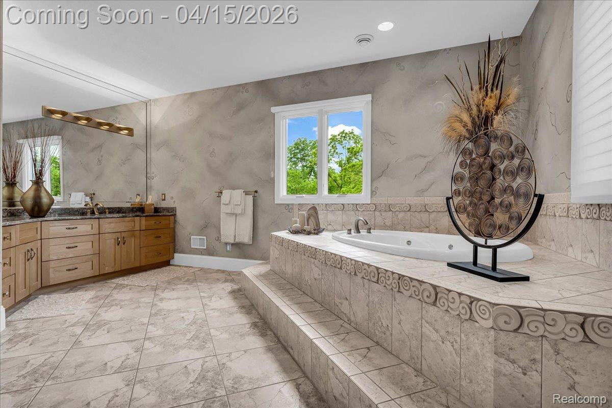 550 Kings Fairway Court