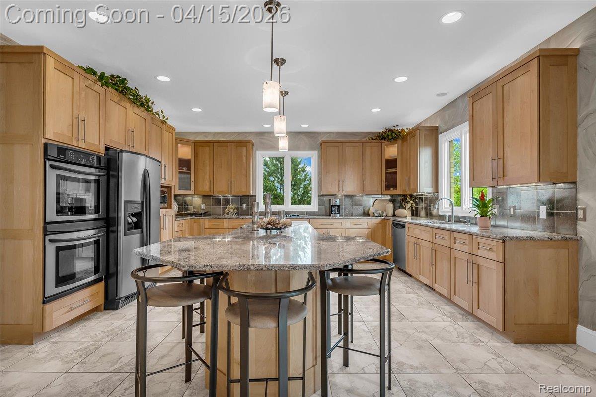 550 Kings Fairway Court