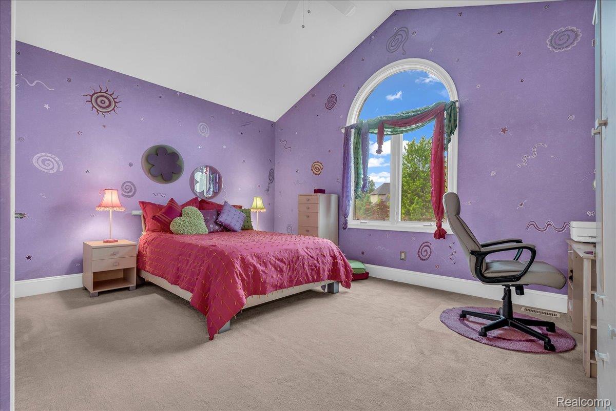 550 Kings Fairway Court