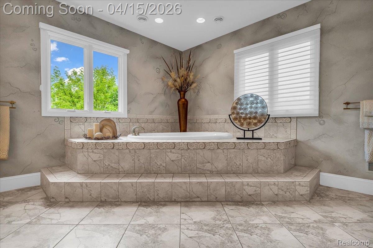 550 Kings Fairway Court