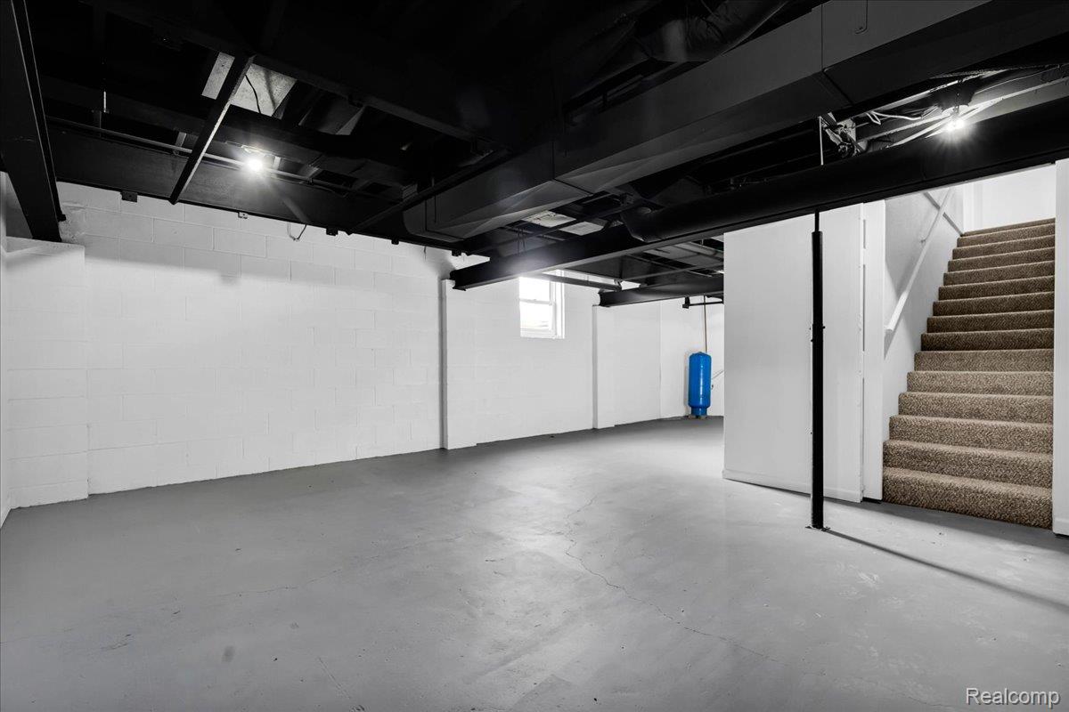 1160 S Van Vleet Road