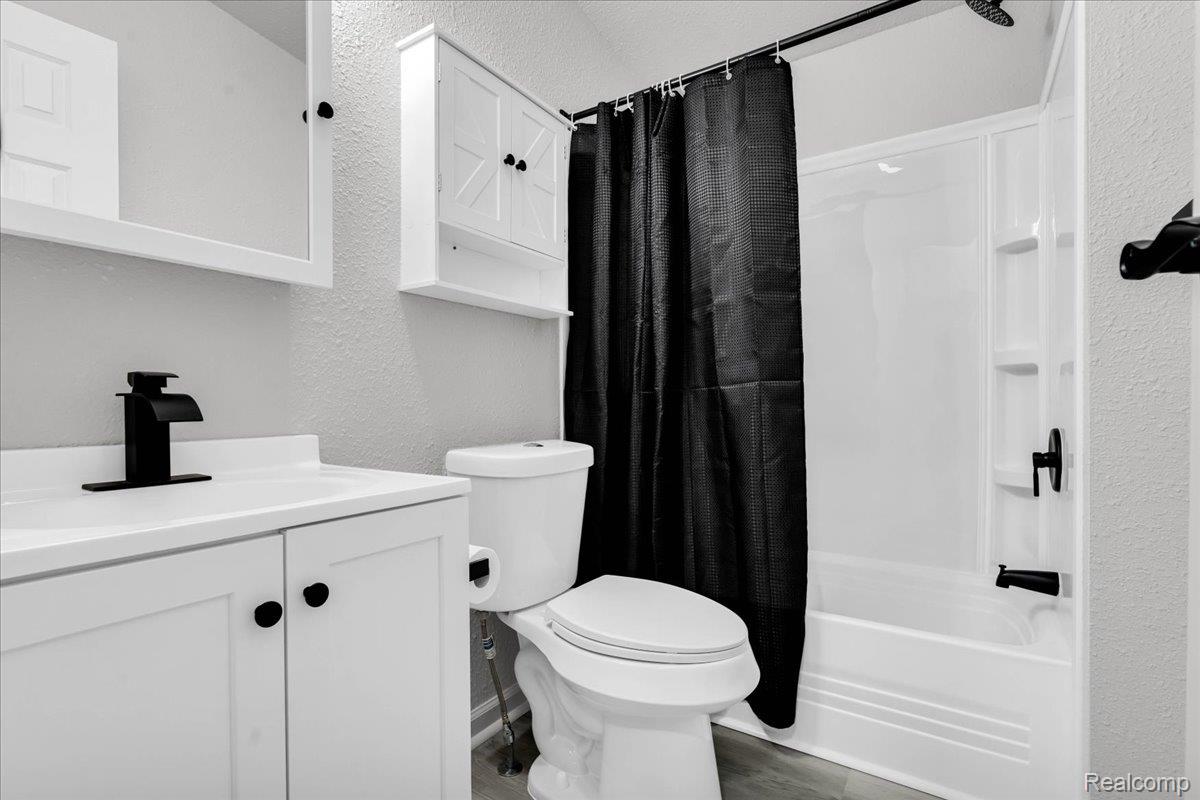 1160 S Van Vleet Road