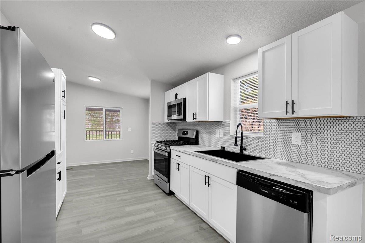 1160 S Van Vleet Road