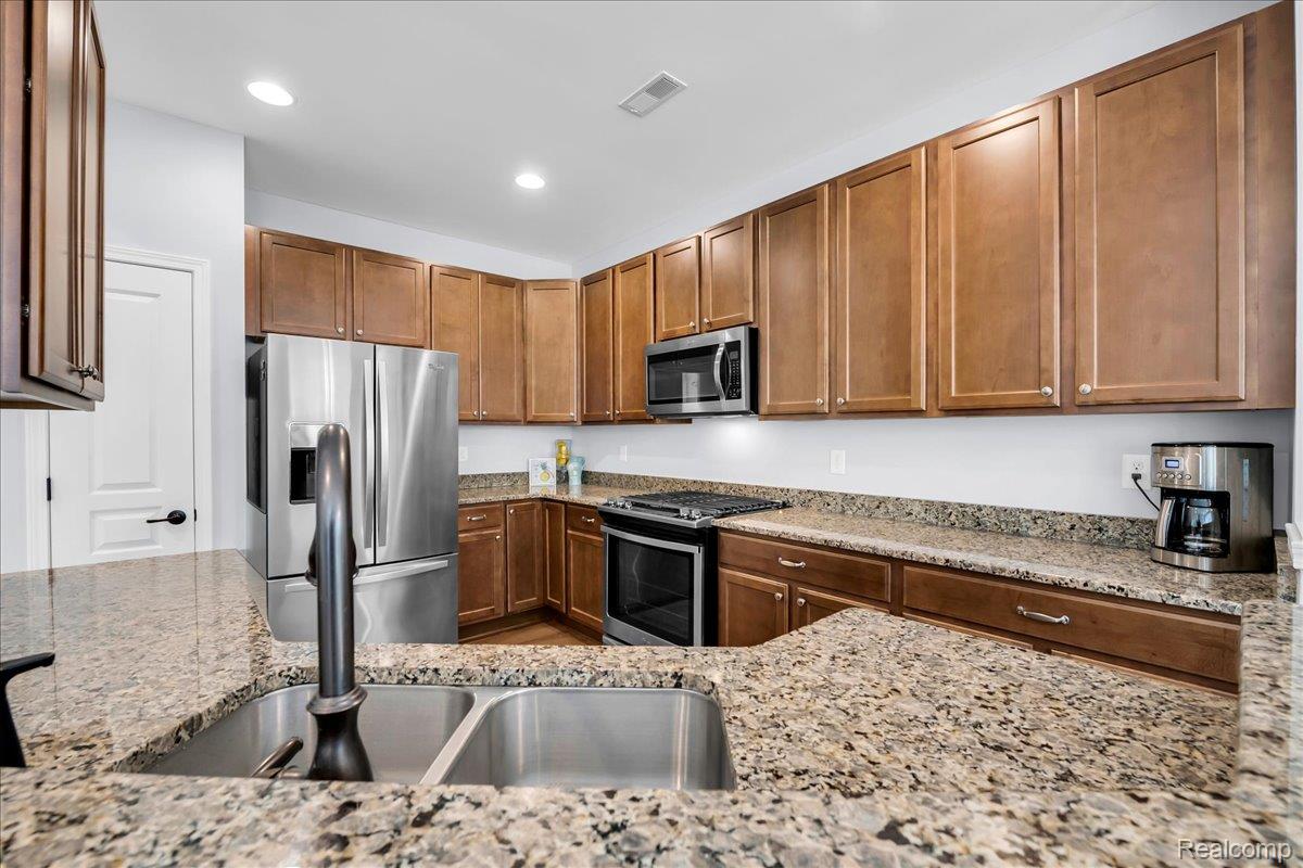 6394 Prairie Dunes Drive
