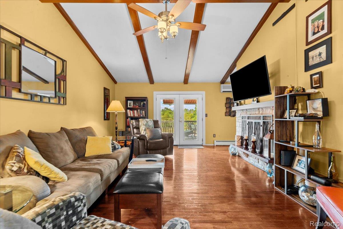 7366 Green Valley Drive
