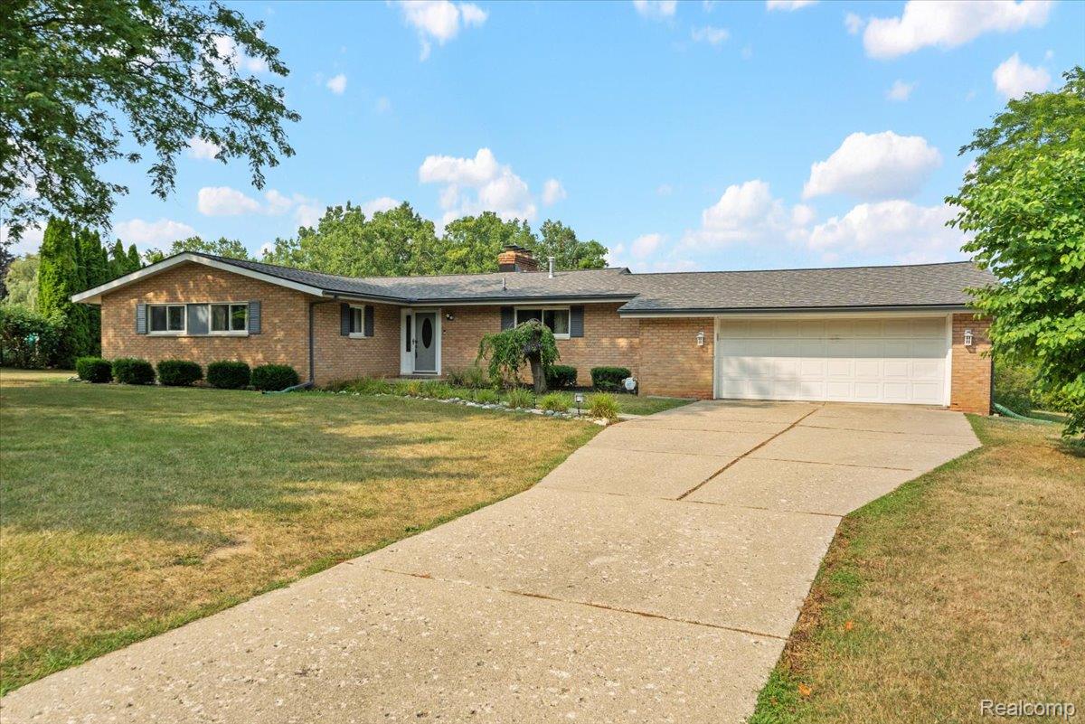 7366 Green Valley Drive