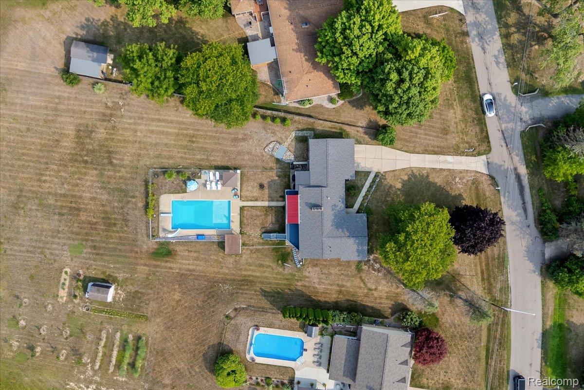 7366 Green Valley Drive