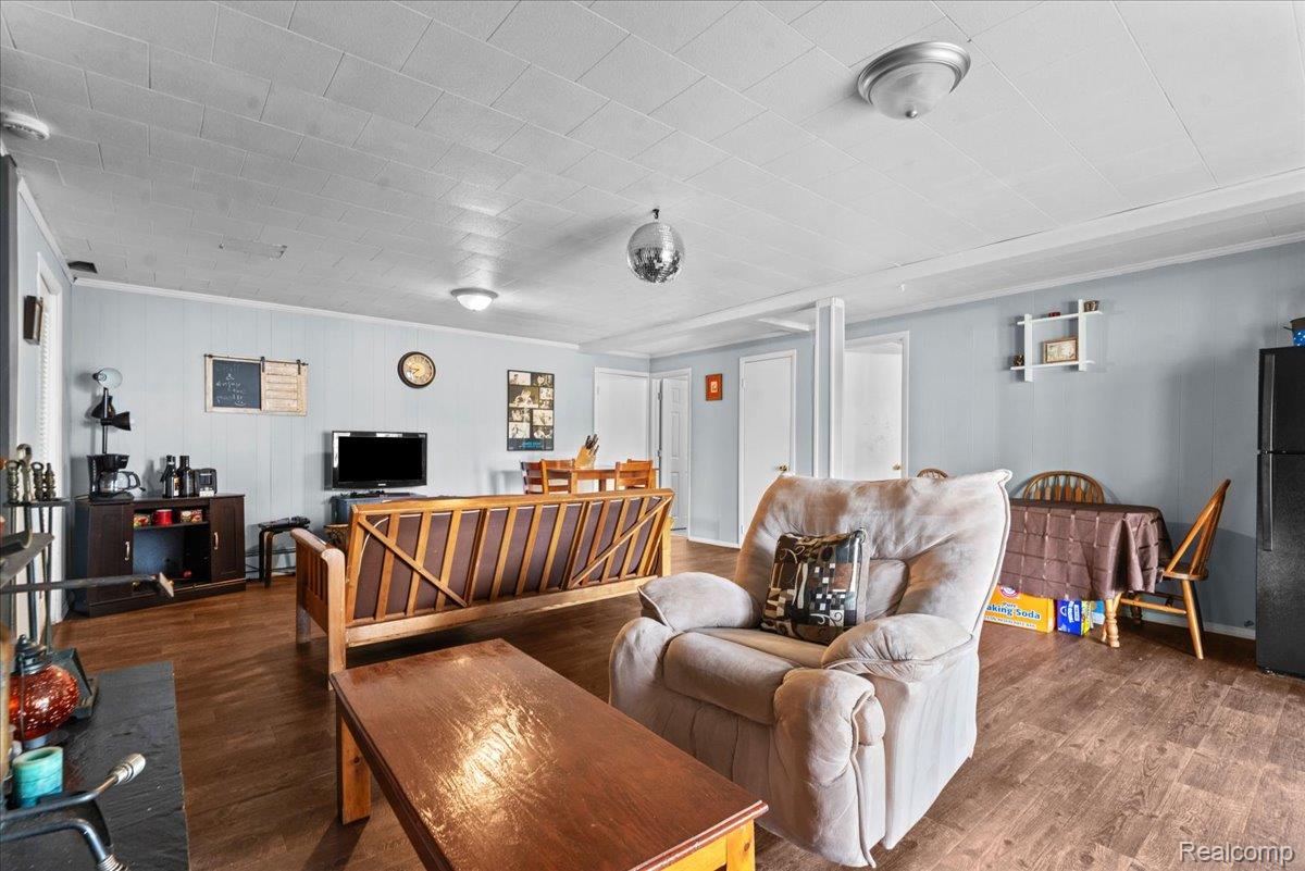 7366 Green Valley Drive