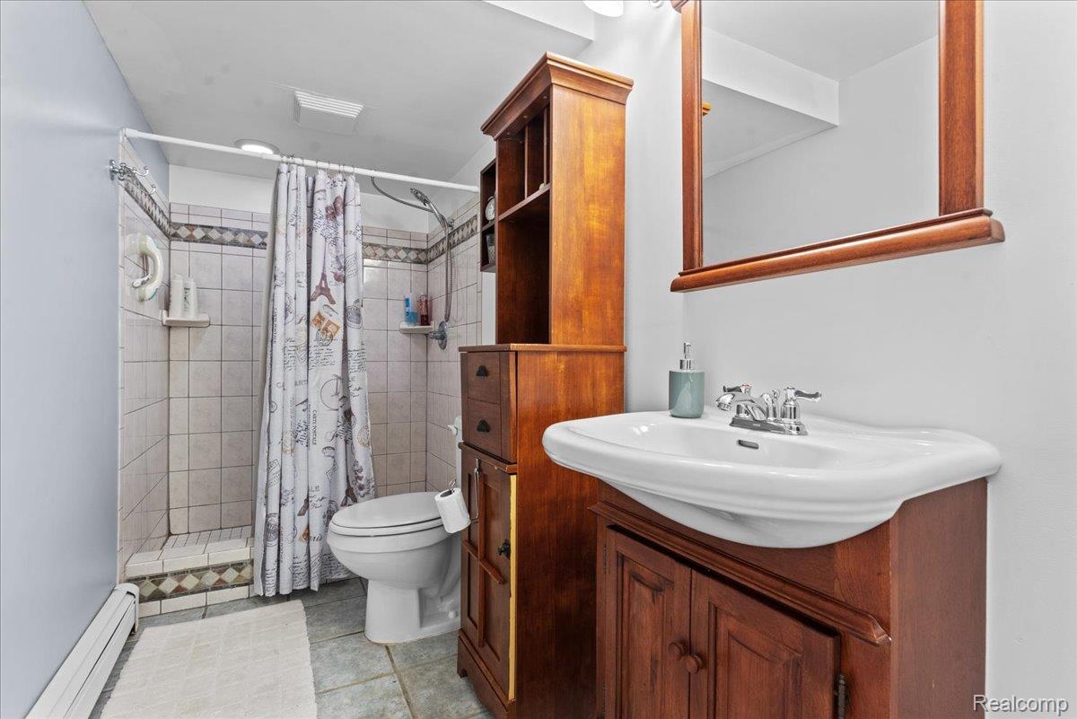 7366 Green Valley Drive