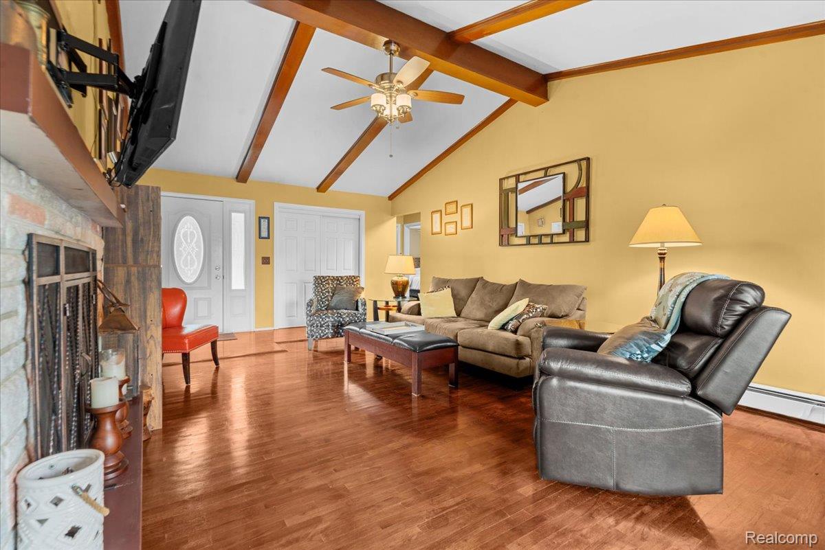 7366 Green Valley Drive