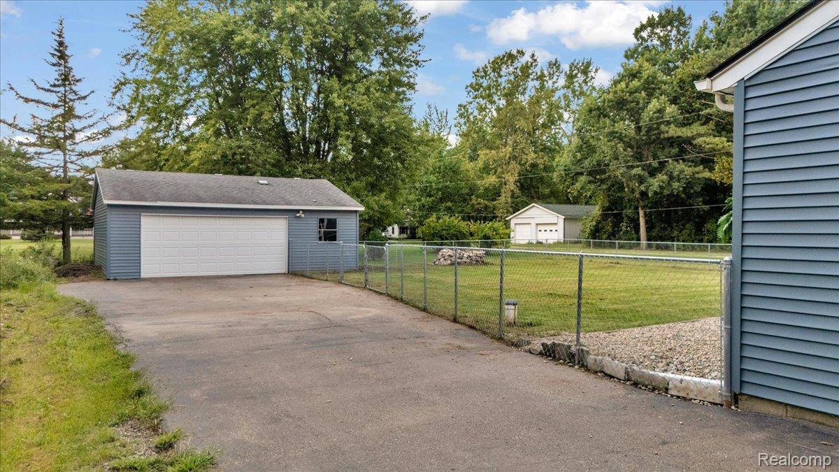 13065 Neff Road