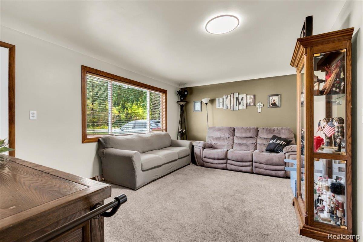 13065 Neff Road