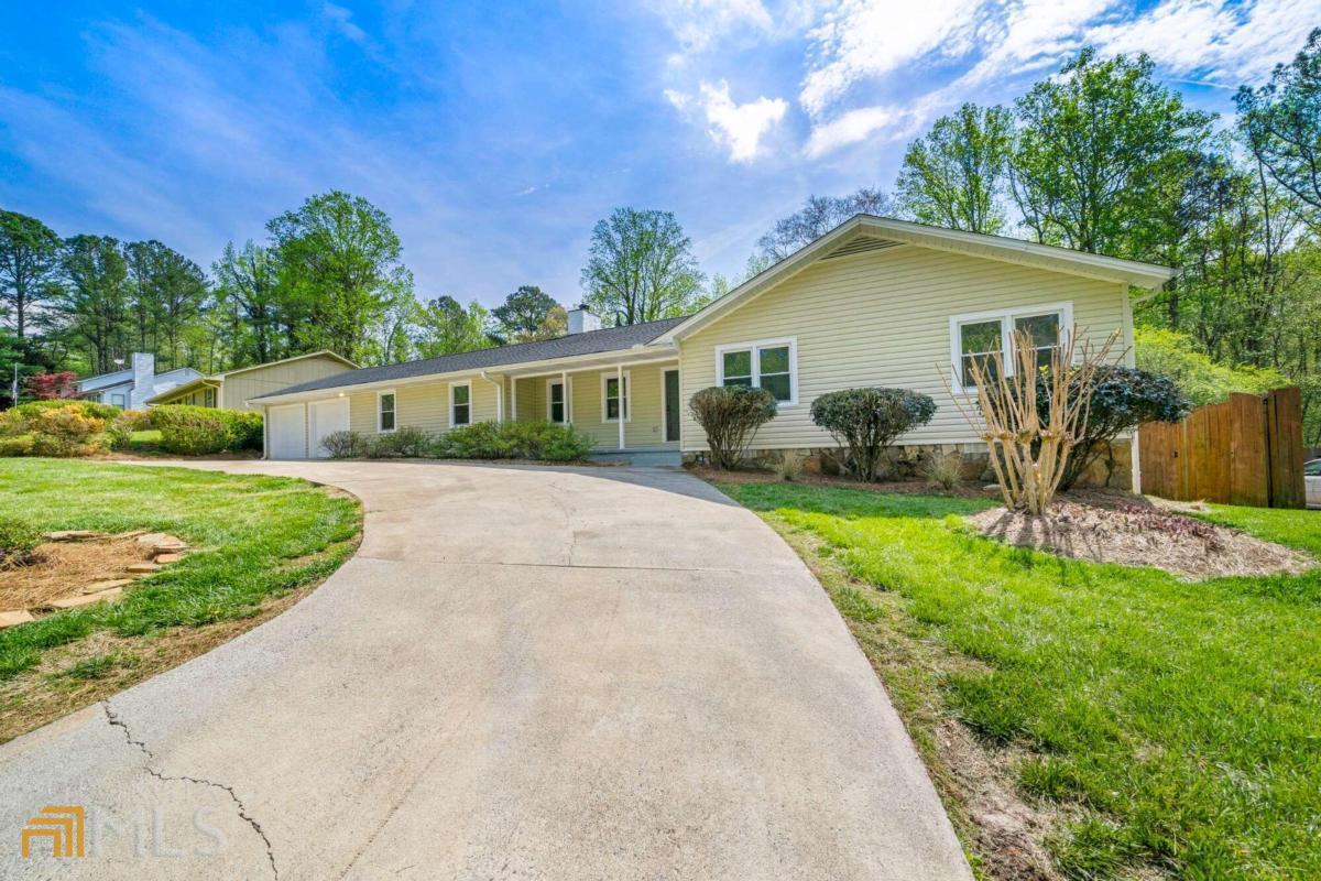 3598 Autumn Leaves Way