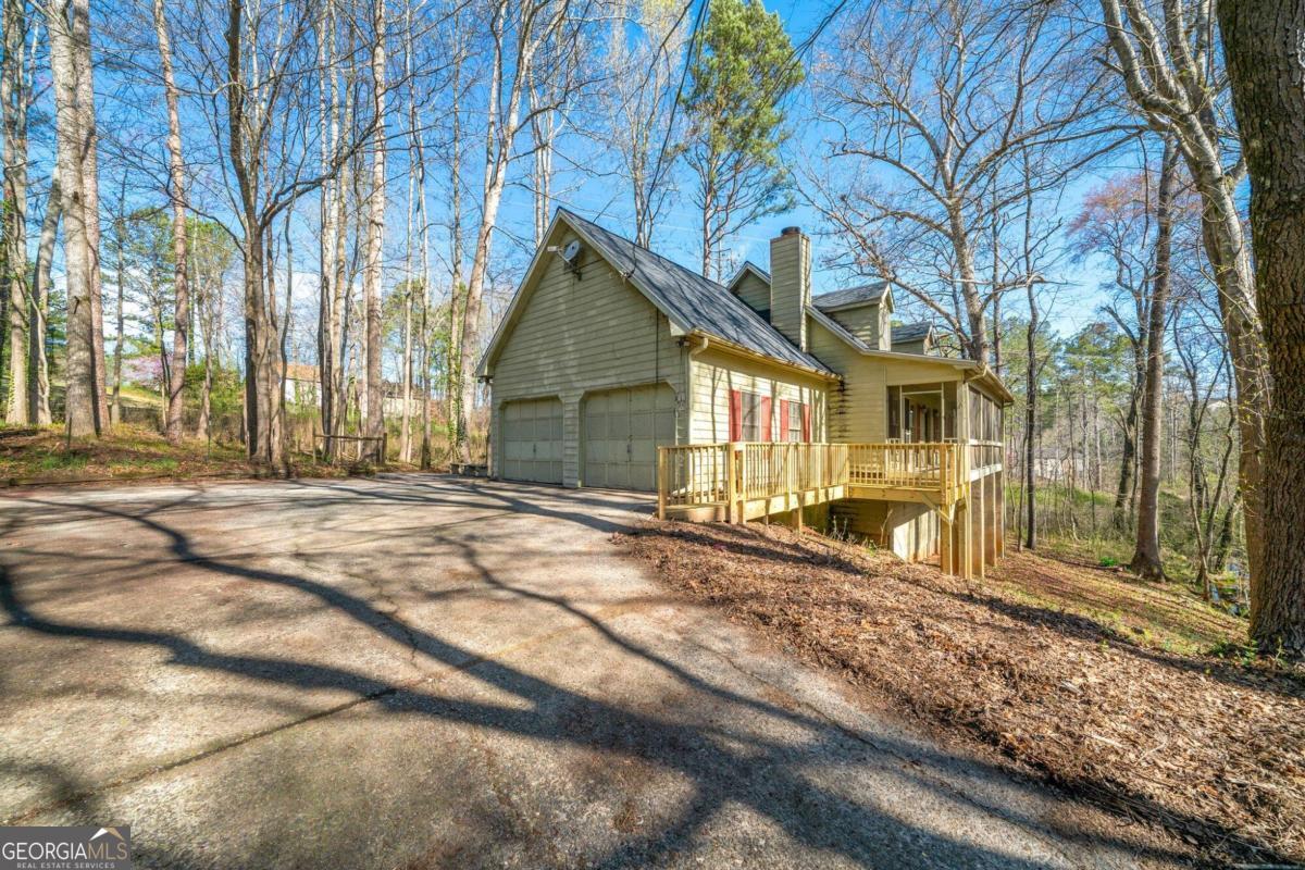 431 Creekside Lane