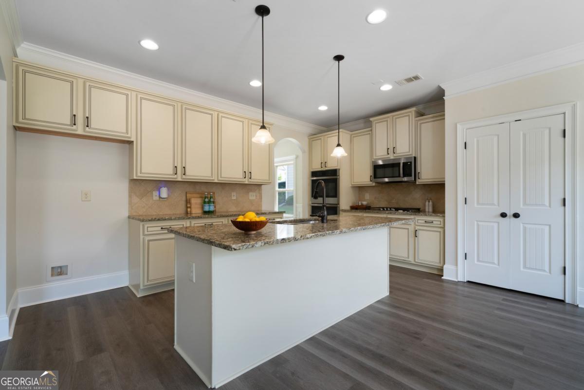 9 Aspen Valley Lane