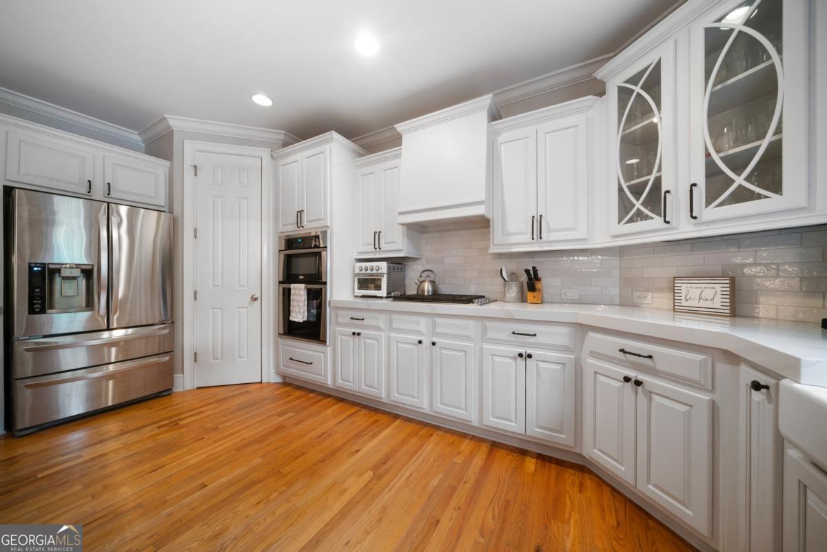 5118 Crescent Cove Lane