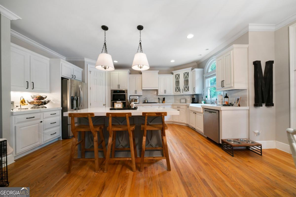 5118 Crescent Cove Lane