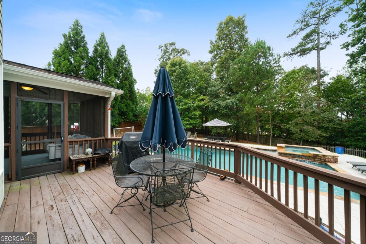 5118 Crescent Cove Lane
