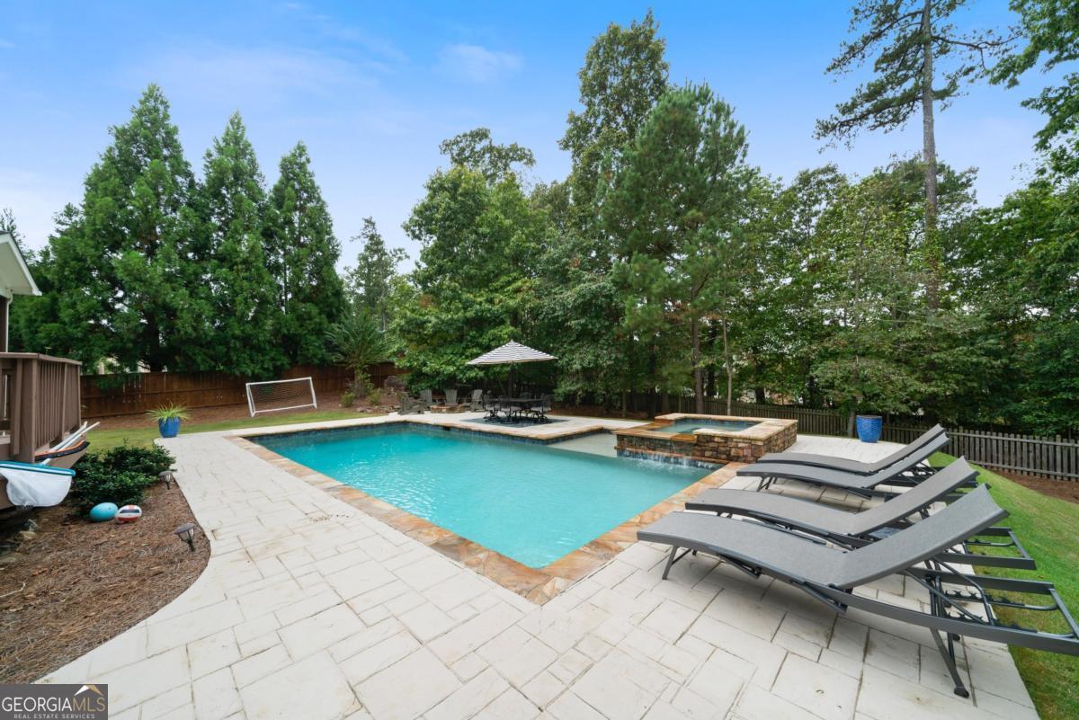 5118 Crescent Cove Lane