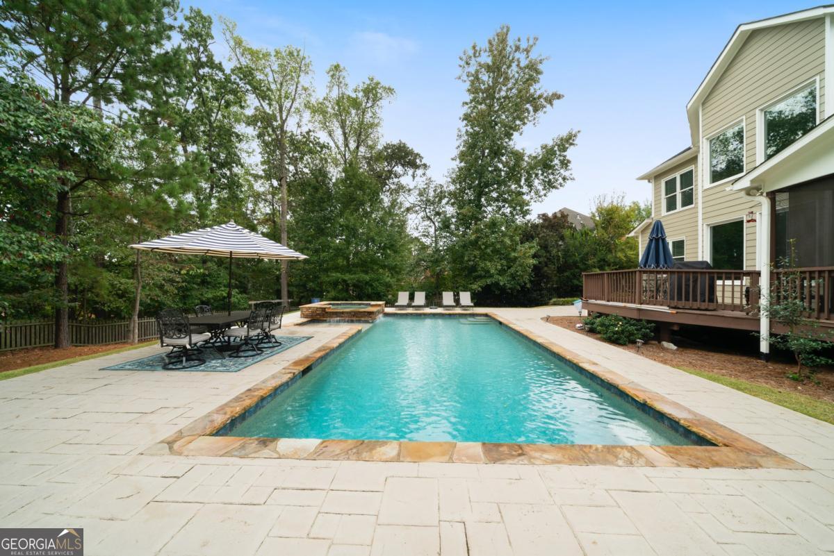 5118 Crescent Cove Lane