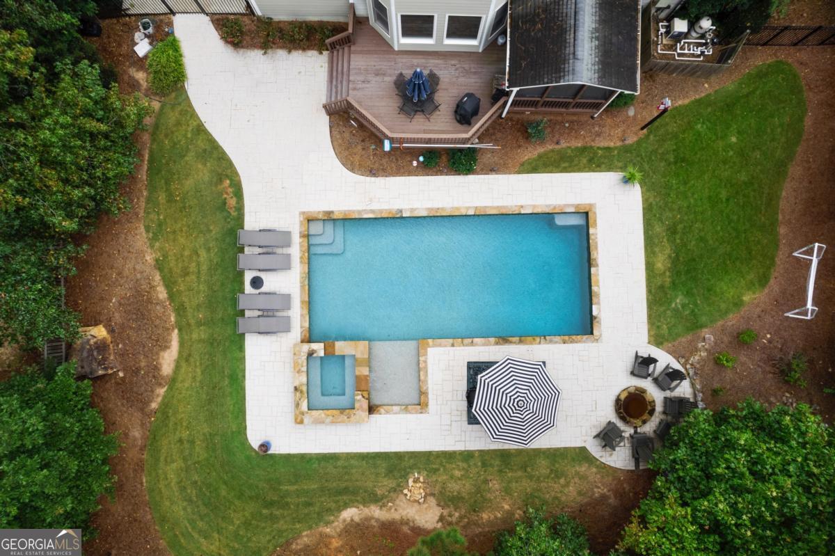5118 Crescent Cove Lane