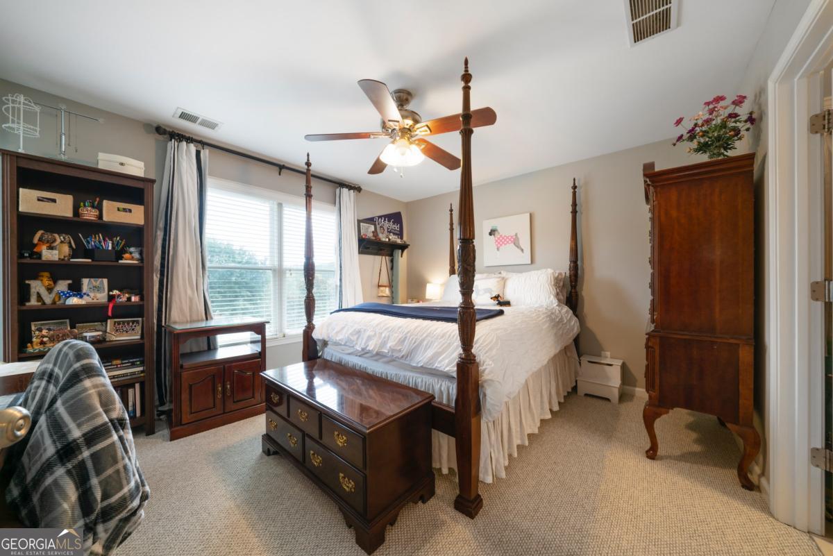 5118 Crescent Cove Lane