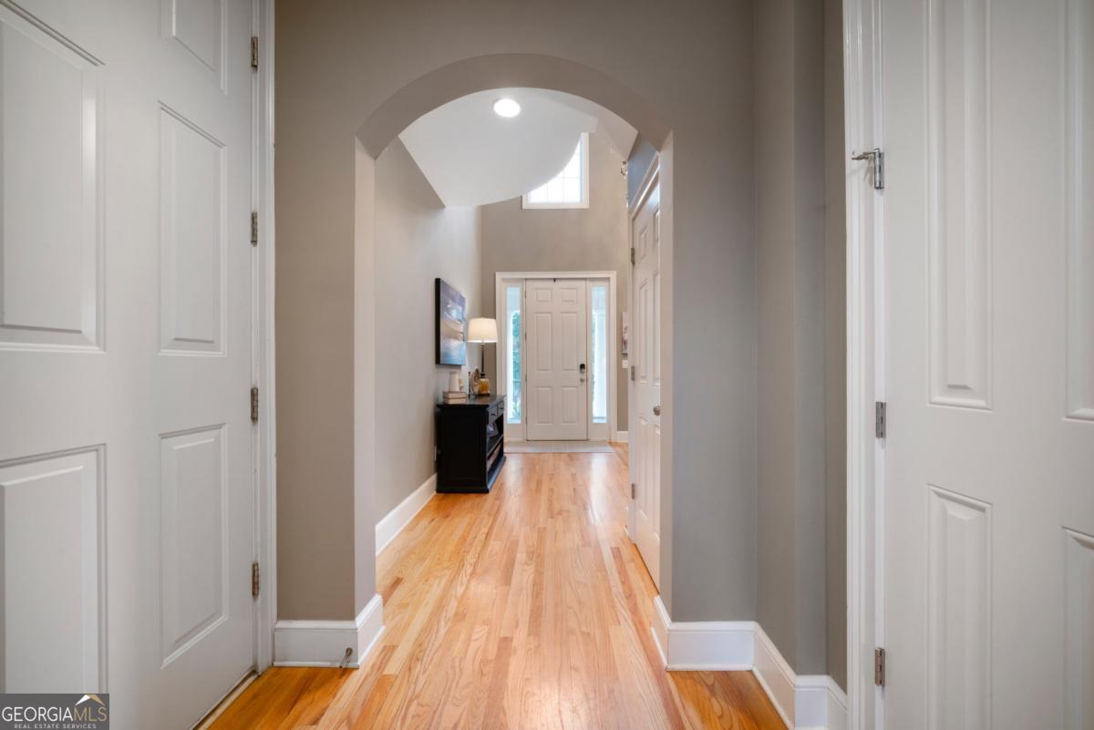 5118 Crescent Cove Lane