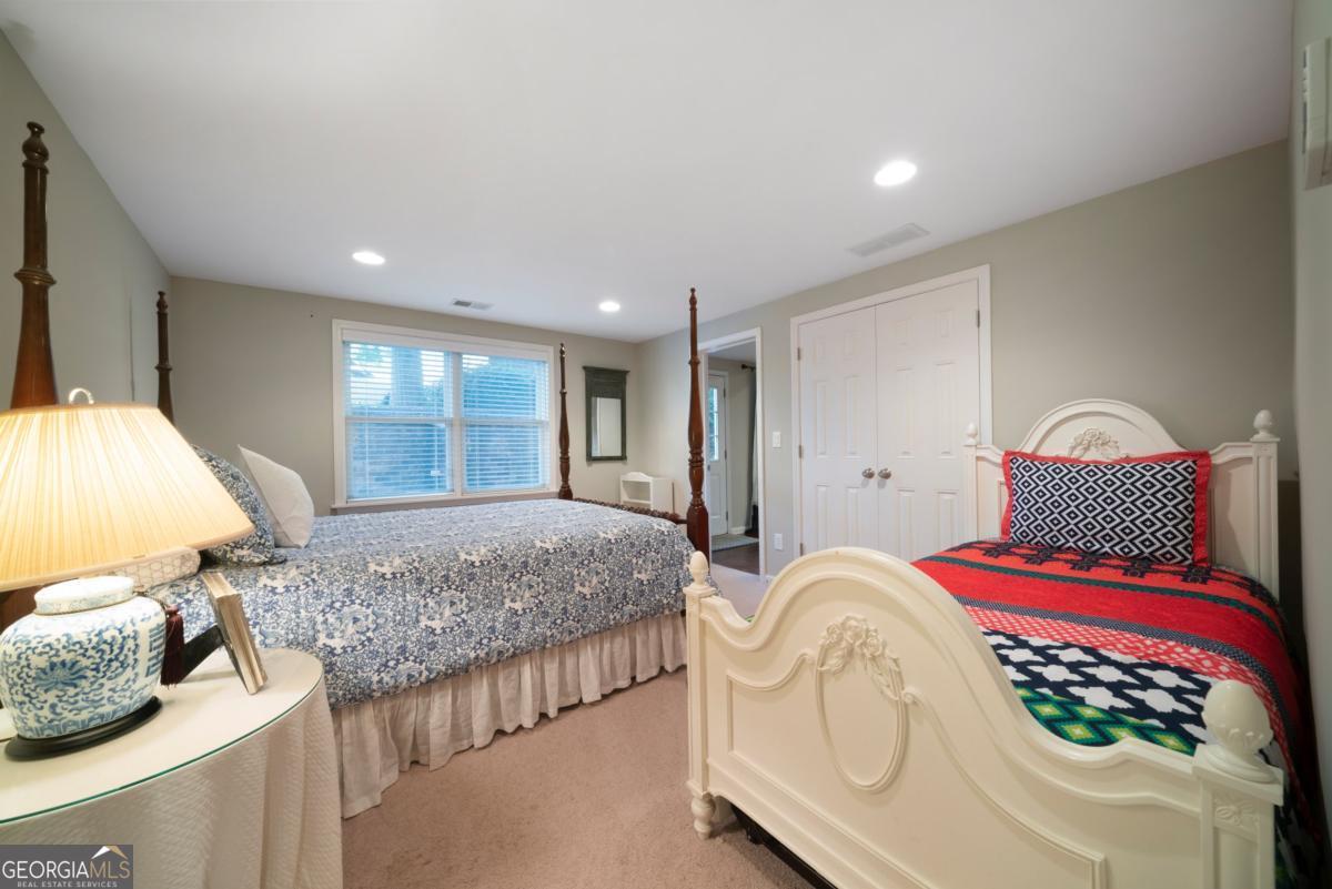 5118 Crescent Cove Lane