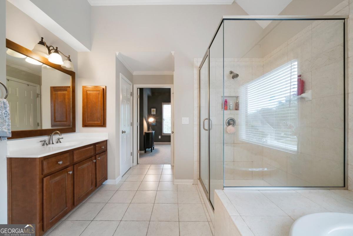 5118 Crescent Cove Lane