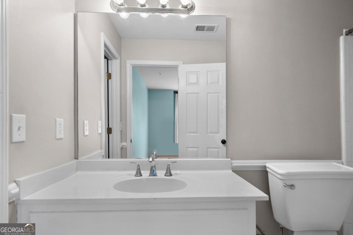 2883 Observation Point NW