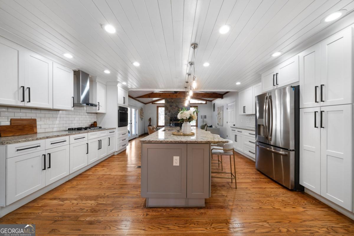 4191 Blackland Drive