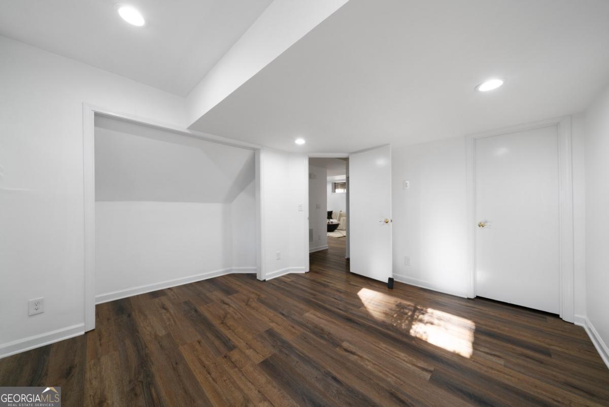 4191 Blackland Drive