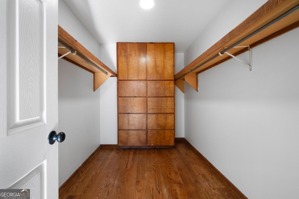 4191 Blackland Drive