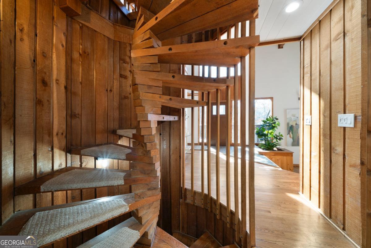 4191 Blackland Drive