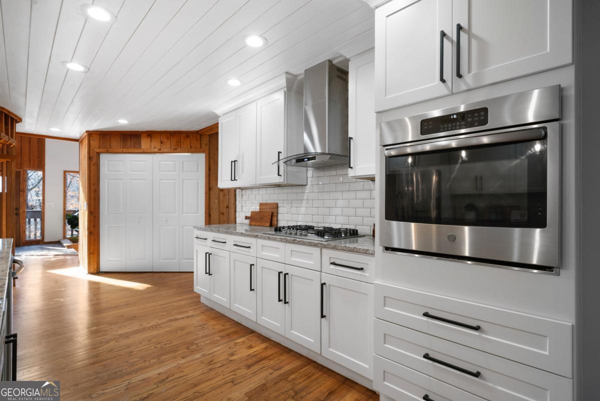 4191 Blackland Drive