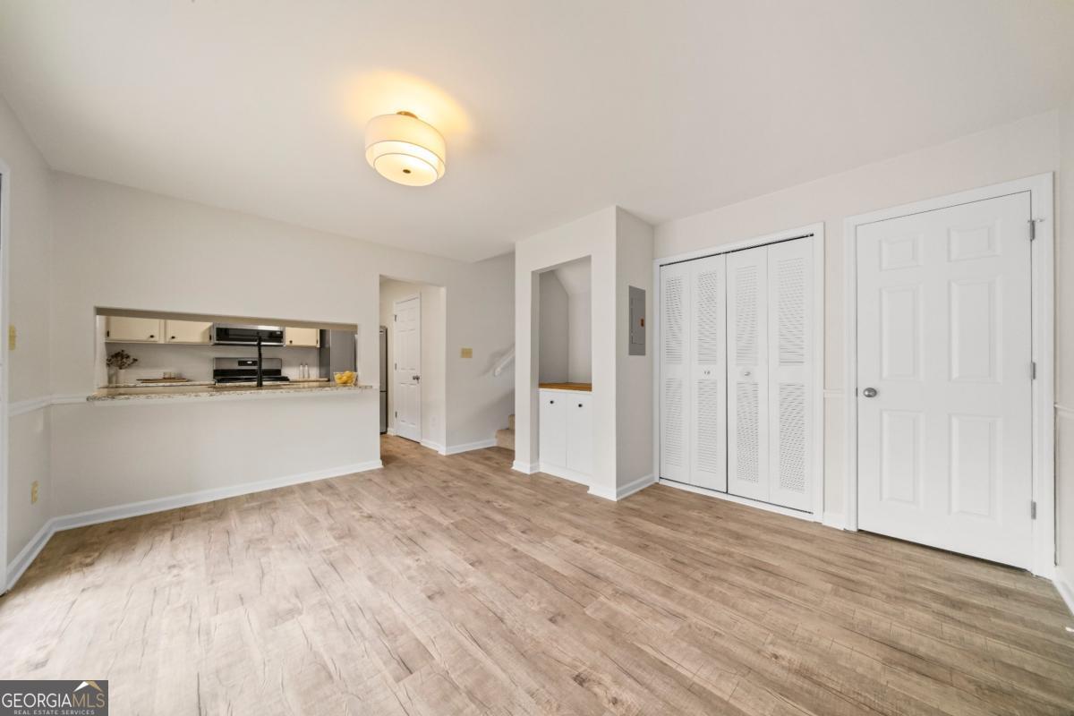 1998 Cheatham Woods Drive SW