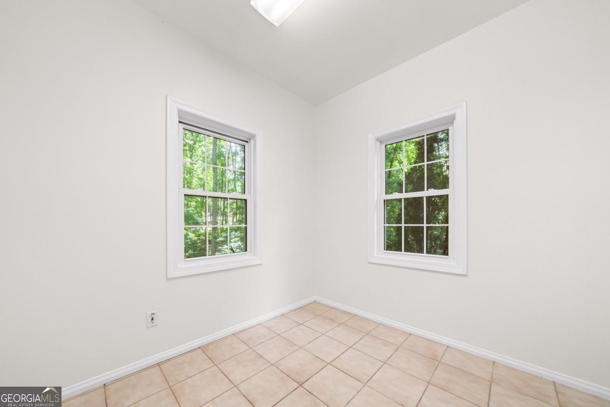 23 Lookout Court
