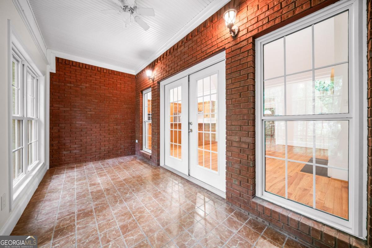 23 Lookout Court